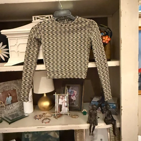 Seea XS Palomar crop top rash guard rashguard Aries nwt - Picture 4 of 7